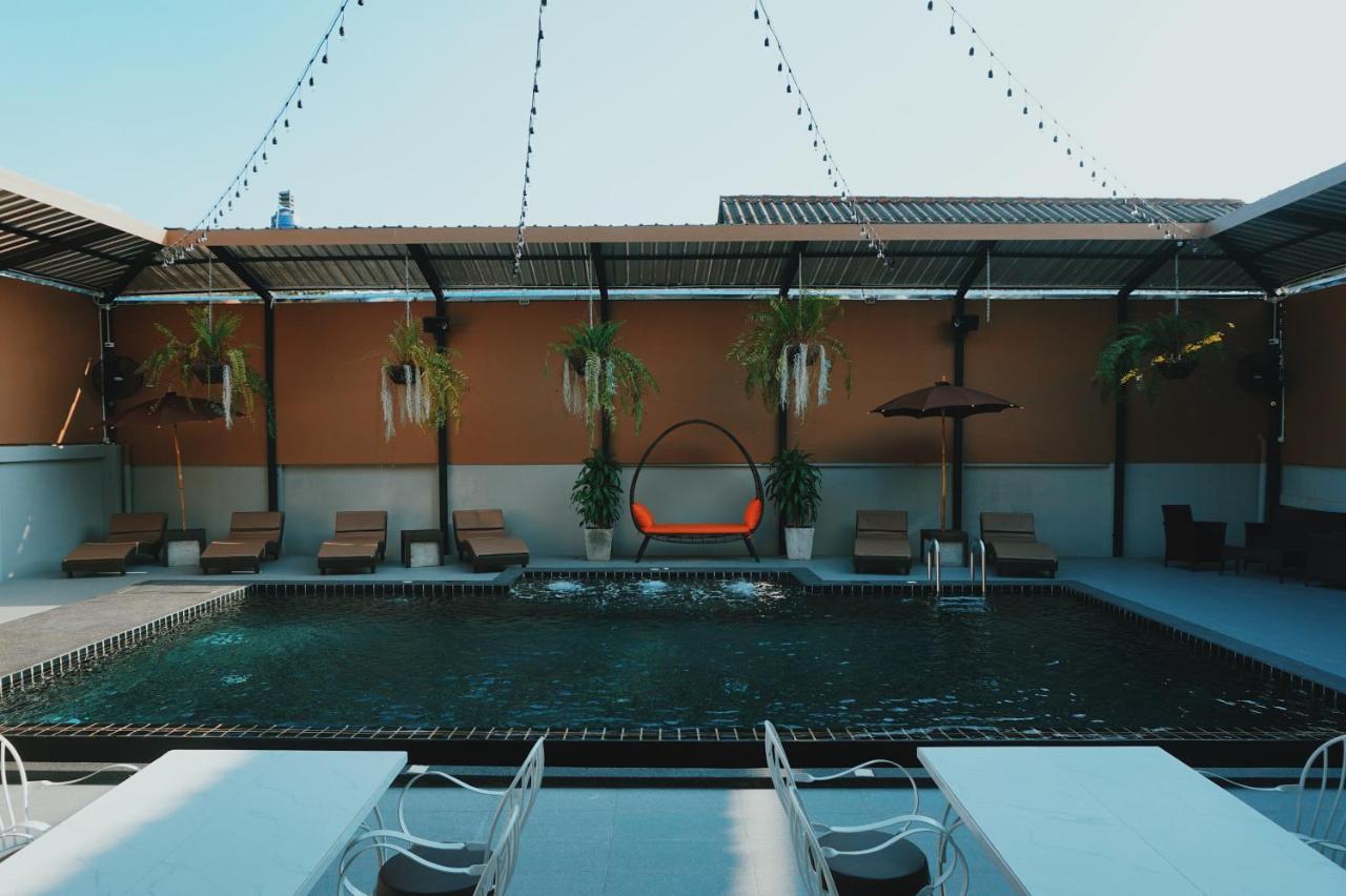 Peppy Hotel-Pepperyhills Hotel Chiang Mai Esterno foto